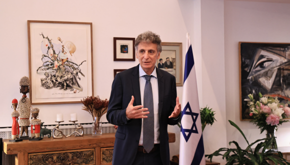H.E. Ambassador of Israel to China Eli Belotsercovsky hosting a dinner for the finalists of the Hebrew language olympiad in China