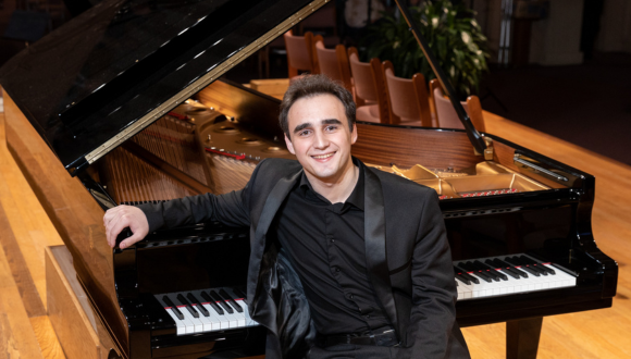 Illia Ovcharenko, graduate of the Buchmann-Mehta School of Music